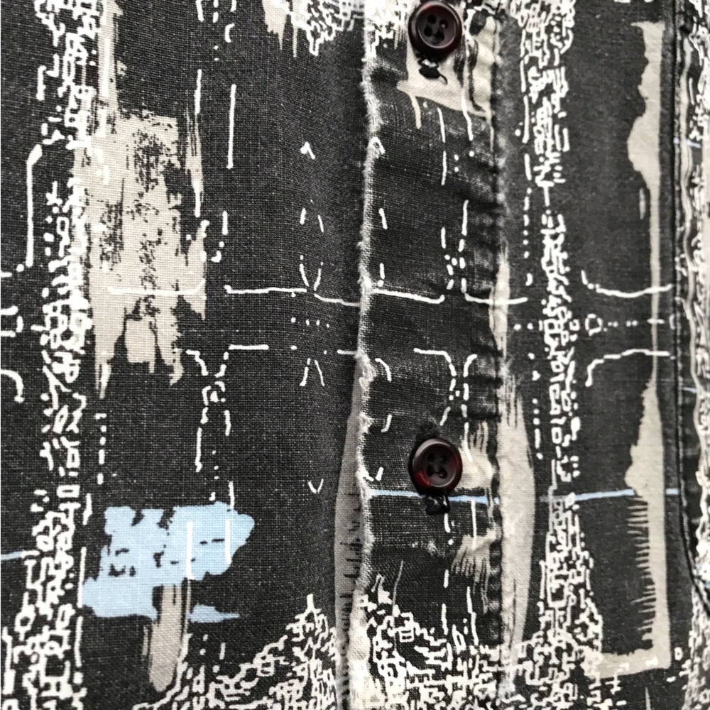 Abstract Print Casual Buttonup Camp Shirt Used - Picture 5 of 5